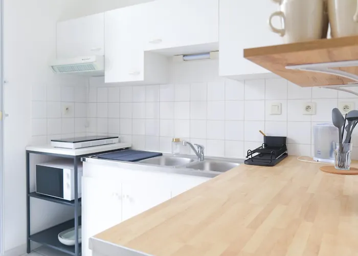 Bel Idealement Situe Centre-ville *